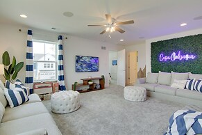 Ocean View Home w/ Beach Shuttle, 5 Mi to Coast!