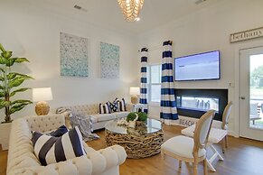 Ocean View Home w/ Beach Shuttle, 5 Mi to Coast!