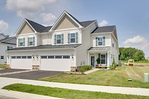 Ocean View Home w/ Beach Shuttle, 5 Mi to Coast!