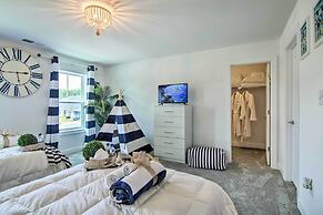 Ocean View Home w/ Beach Shuttle, 5 Mi to Coast!