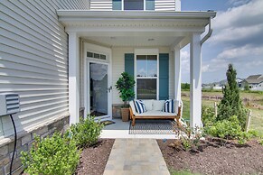 Ocean View Home w/ Beach Shuttle, 5 Mi to Coast!