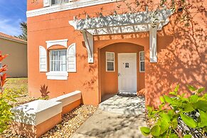 Fire Pit + Pool Access: Resort Getaway Near Disney