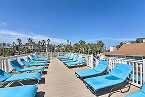 Refreshing Galveston Condo w/ 2 Balconies!