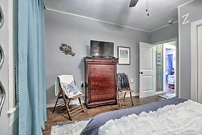 Historic Galveston Home: Walkable Neighborhood!