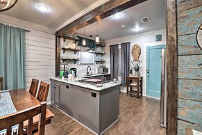 Historic Galveston Home: Walkable Neighborhood!