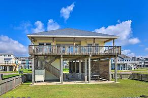 Beachfront Galveston Getaway w/ Deck & Views!