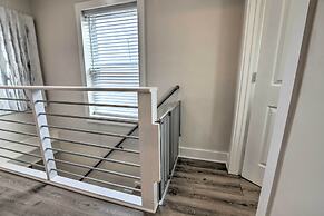 Walk to Beach: Home in Galveston!