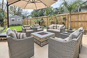 Walk to Beach: Home in Galveston!