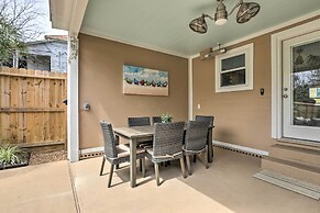 Walk to Beach: Home in Galveston!