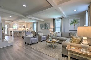 Walk to Beach: Home in Galveston!