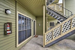 Galveston East End Condo w/ Pool < 1 Mi to Beach!