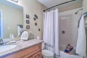 Galveston East End Condo w/ Pool < 1 Mi to Beach!