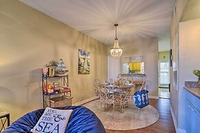 Galveston East End Condo w/ Pool < 1 Mi to Beach!