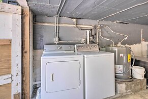 Cozy Gainesville Home ~ 1 Mi to University!