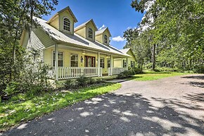 Charming Waldo Getaway Near Lake Santa Fe!