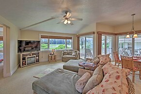 Princeville Condo w/ Mountain & Golf Course Views!