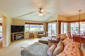 Princeville Condo w/ Mountain & Golf Course Views!