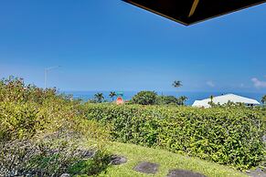 Kona Coast Hideaway w/ Patio & Pacific Ocean Views