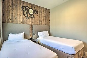 Magic Villas Townhome ~ 5 Mi to Disney Parks!