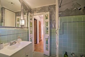 Tulsa Rental Home - Walk to Philbrook Museum