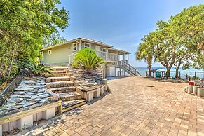 Bayfront Niceville Getaway w/ Private Dock!