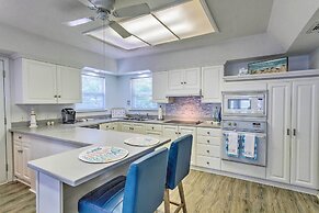 Bayfront Niceville Getaway w/ Private Dock!