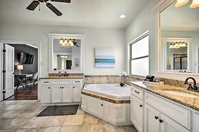 Luxe Canyon Lake Home w/ Gorgeous Lake Views!