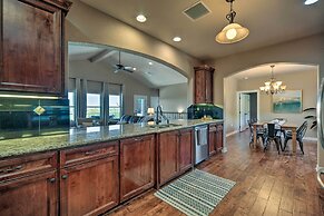 Luxe Canyon Lake Home w/ Gorgeous Lake Views!