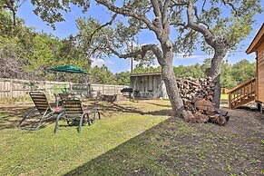 Couples Cabin w/ Luxury Deck, 1 Mi to Canyon Lake!