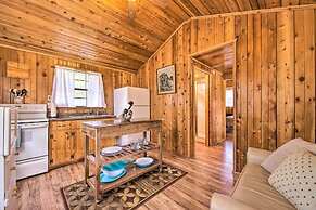 Couples Cabin w/ Luxury Deck, 1 Mi to Canyon Lake!
