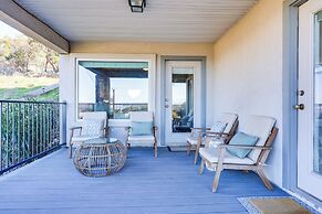 Canyon Lake Retreat w/ Hot Tub, Decks & Lake Views