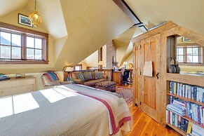 Solar-powered Home w/ Mtn Views 33 Mi to Telluride