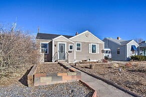 Adventure Home Base - 7 Blocks to Downtown!