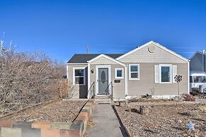 Adventure Home Base - 7 Blocks to Downtown!