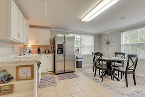 Fayetteville Home ~ 2 Blocks to Dickson Street!