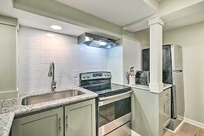 1 Mi to Seawall: Dog-friendly Galveston Home!