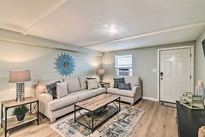 1 Mi to Seawall: Dog-friendly Galveston Home!