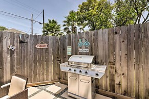 Walk to The Strand: Historic Galveston Home!