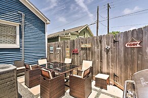 Walk to The Strand: Historic Galveston Home!