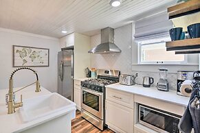 Walk to The Strand: Historic Galveston Home!