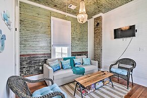 Walk to The Strand: Historic Galveston Home!