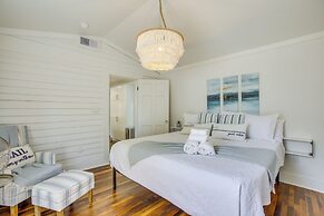 Walk to The Strand: Historic Galveston Home!