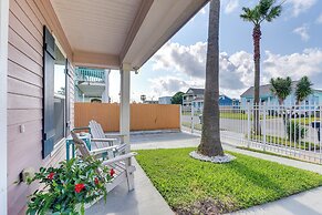 Walk to Beach: Colorful Home w/ Patio in Galveston
