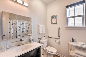 Walk to Beach: Colorful Home w/ Patio in Galveston