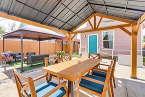 Walk to Beach: Colorful Home w/ Patio in Galveston