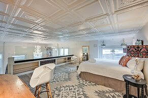 Walk to Arkansas River: Historic Palace Loft!