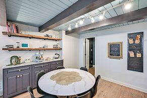 Walk to Arkansas River: Historic Palace Loft!