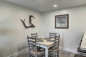 Florida Condo w/ Pool & Tennis: Walk to Beach!