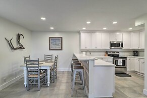 Florida Condo w/ Pool & Tennis: Walk to Beach!