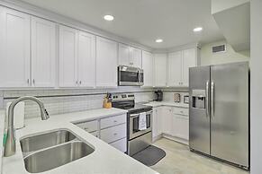 Florida Condo w/ Pool & Tennis: Walk to Beach!